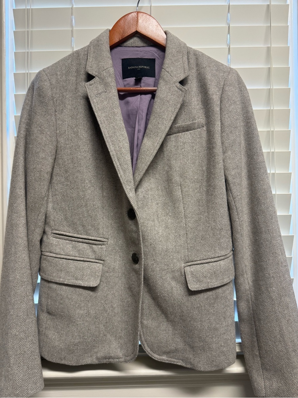 Banana Republic Light Gray Herringbone Wool Blend Blazer